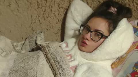 Snapshot of flowercandydoll chatting on 02-08-25, 12:06 say meow and send tip online show from 02-08-25, 12:06