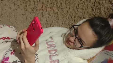 Snapshot of flowercandydoll chatting on 02-14-25, 06:29 say meow and send tip online show from 02-14-25, 06:29