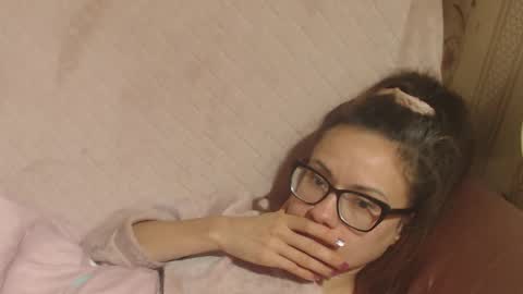 Snapshot of flowercandydoll chatting on 11-15-25, 12:13 say meow and send tip online show from 11-15-25, 12:13