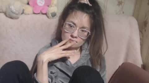 say meow and send tip  online show from 03-20-26, 04:34