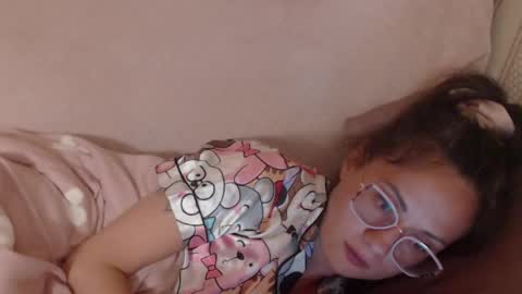 say meow and send tip  online show from 05-07-26, 07:08