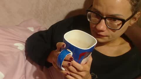 say meow and send tip  online show from 10-02-25, 07:10