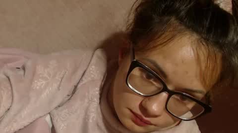 say meow and send tip  online show from 10-23-25, 08:29