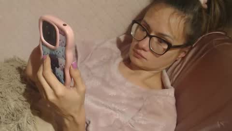 say meow and send tip  online show from 10-27-25, 05:06