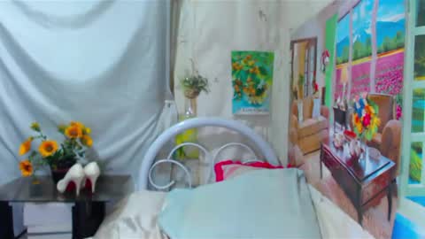 Lexii online show from 10-13-25, 01:49