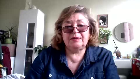 Snapshot of flowerlover8 chatting on 03-08-25, 11:48 Flowerlower online show from 03-08-25, 11:48