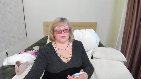 Flowerlower online show from 03-11-25, 02:40