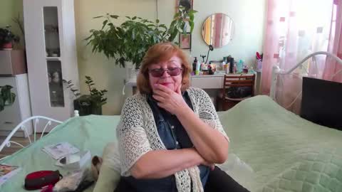 Flowerlower online show from 09-29-25, 09:58