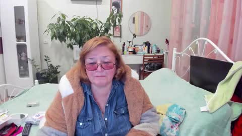 Flowerlower online show from 09-30-25, 06:02