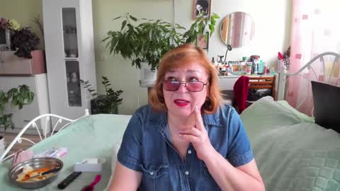 Flowerlower online show from 10-04-25, 08:45