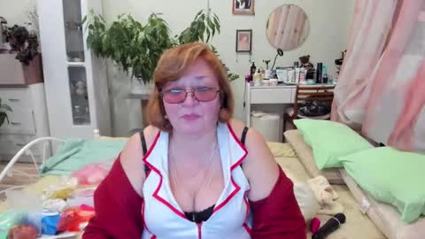 Flowerlower online show from 10-21-25, 05:57