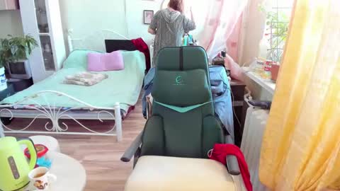 Flowerlower online show from 02-21-26, 08:15