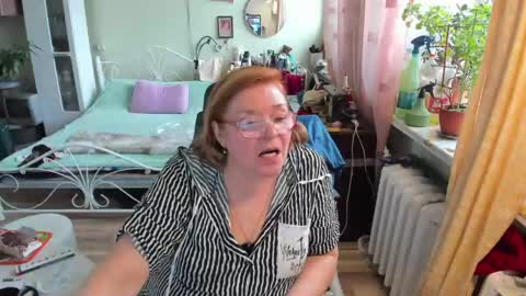 Snapshot of flowerlover8 chatting on 05-15-26, 02:02 Flowerlower online show from 05-15-26, 02:02