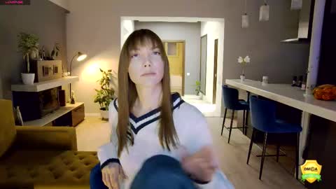 Snapshot of flowerr_powerr chatting on 02-27-26, 07:47 Katrin online show from 02-27-26, 07:47