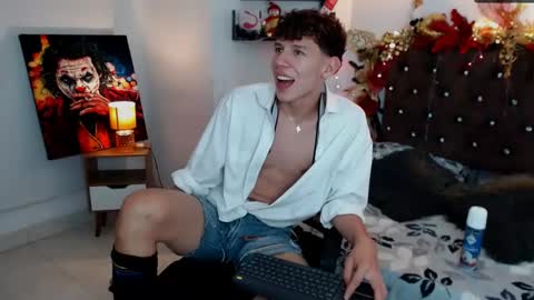 flowers109 online show from 12-28-24, 01:50