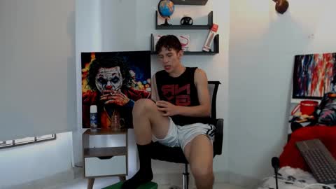 flowers109 online show from 02-01-25, 09:29