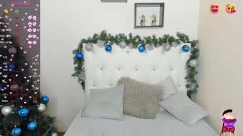 Lina online show from 12-18-24, 03:47