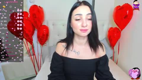 Lina online show from 02-16-25, 11:16