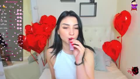 Lina online show from 03-01-25, 11:37