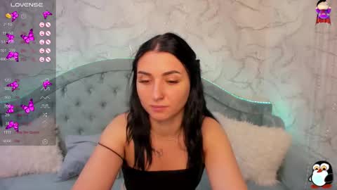 Lina online show from 09-30-25, 01:43