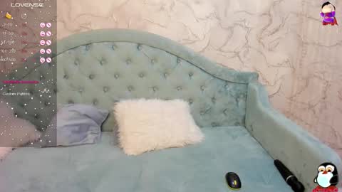 Lina online show from 10-10-25, 01:59