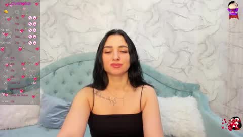 Lina online show from 11-06-25, 11:48