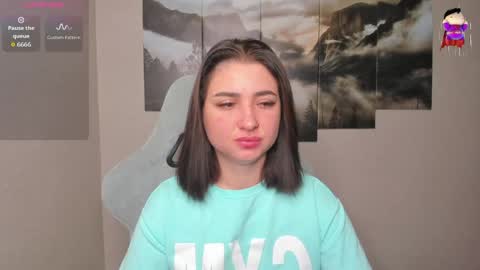 Snapshot of flufyfoxx chatting on 04-29-26, 12:48 Lina online show from 04-29-26, 12:48