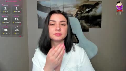 Snapshot of flufyfoxx chatting on 05-21-26, 01:12 Lina online show from 05-21-26, 01:12