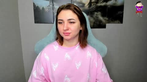 Snapshot of flufyfoxx chatting on 06-02-26, 12:45 Lina online show from 06-02-26, 12:45