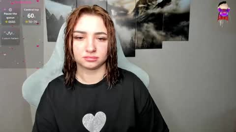 Snapshot of flufyfoxx chatting on 06-09-26, 12:00 Lina online show from 06-09-26, 12:00