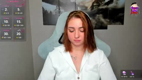Snapshot of flufyfoxx chatting on 06-14-26, 01:25 Lina online show from 06-14-26, 01:25
