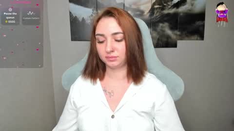 Snapshot of flufyfoxx chatting on 06-14-26, 02:24 Lina online show from 06-14-26, 02:24