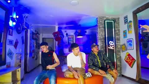 flyckers online show from 12-02-24, 12:41