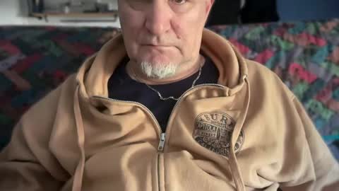 fnkywht60smthng_ online show from 03-06-26, 05:53