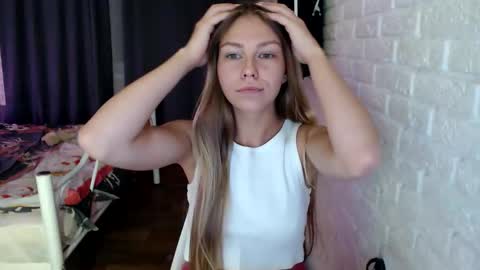 Snapshot of fofhcf chatting on 09-10-25, 12:10 Molli Ready for any play with you. Hottest show in pvt Help a student earn big tokens online show from 09-10-25, 12:10