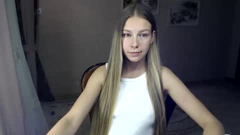 Snapshot of fofhcf chatting on 09-20-25, 08:43 Molli Ready for any play with you. Hottest show in pvt Help a student earn big tokens online show from 09-20-25, 08:43