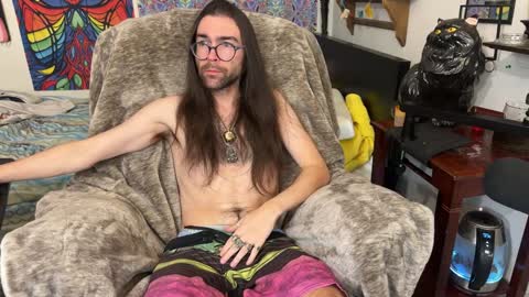 Snapshot of folkemord69 chatting on 01-20-25, 07:25 Chris online show from 01-20-25, 07:25