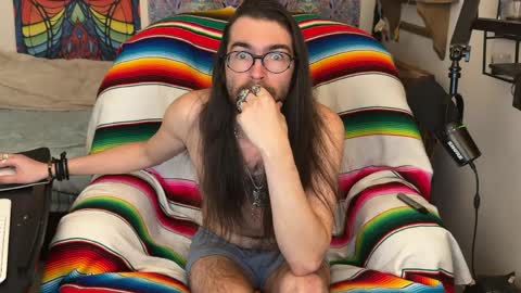 Snapshot of folkemord69 chatting on 03-30-26, 12:50 Chris online show from 03-30-26, 12:50