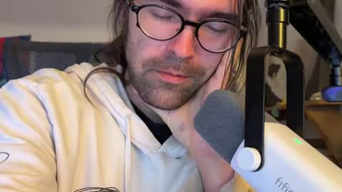 Snapshot of folkemord69 chatting on 05-16-26, 09:50 Chris online show from 05-16-26, 09:50