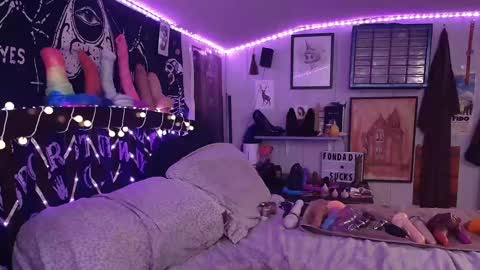 Fonda Dix online show from 01-27-25, 07:56