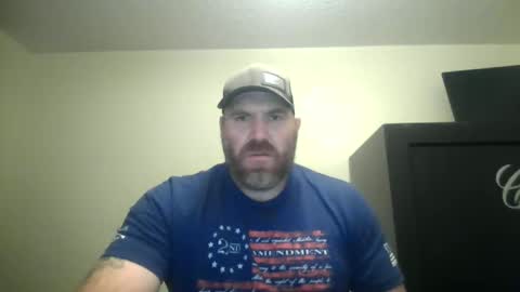 Snapshot of footballtroyg chatting on 09-27-25, 04:39 footballtroyg online show from 09-27-25, 04:39