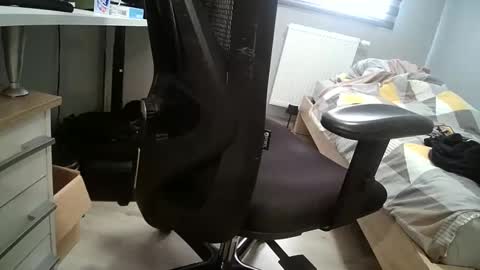 Snapshot of footlovverrr chatting on 11-17-25, 12:22 footlovverrr online show from 11-17-25, 12:22