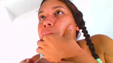 emely and felix online show from 12-11-24, 04:07