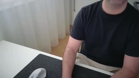 Forbidden Shape online show from 04-09-26, 08:09