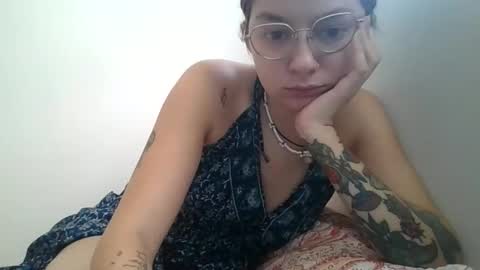 forestpet12 online show from 12-02-25, 07:03