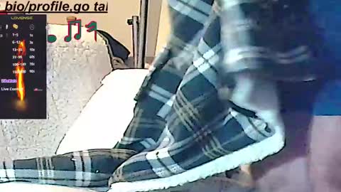 Snapshot of forexxxx_man chatting on 12-22-24, 03:33 doc online show from 12-22-24, 03:33