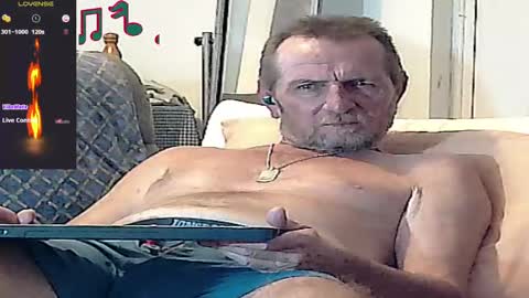 Snapshot of forexxxx_man chatting on 01-06-25, 05:08 doc online show from 01-06-25, 05:08