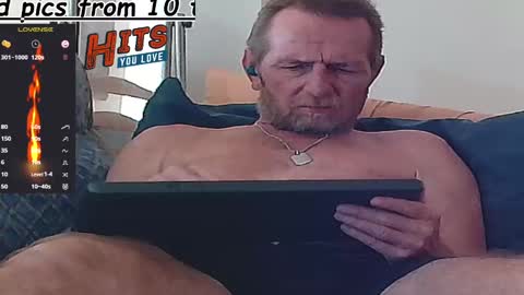 Snapshot of forexxxx_man chatting on 01-15-25, 06:01 doc online show from 01-15-25, 06:01