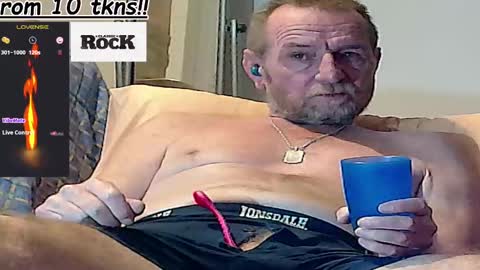 Snapshot of forexxxx_man chatting on 02-10-25, 01:46 doc online show from 02-10-25, 01:46