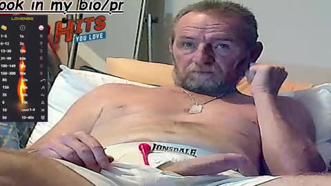 Snapshot of forexxxx_man chatting on 02-19-25, 02:23 doc online show from 02-19-25, 02:23